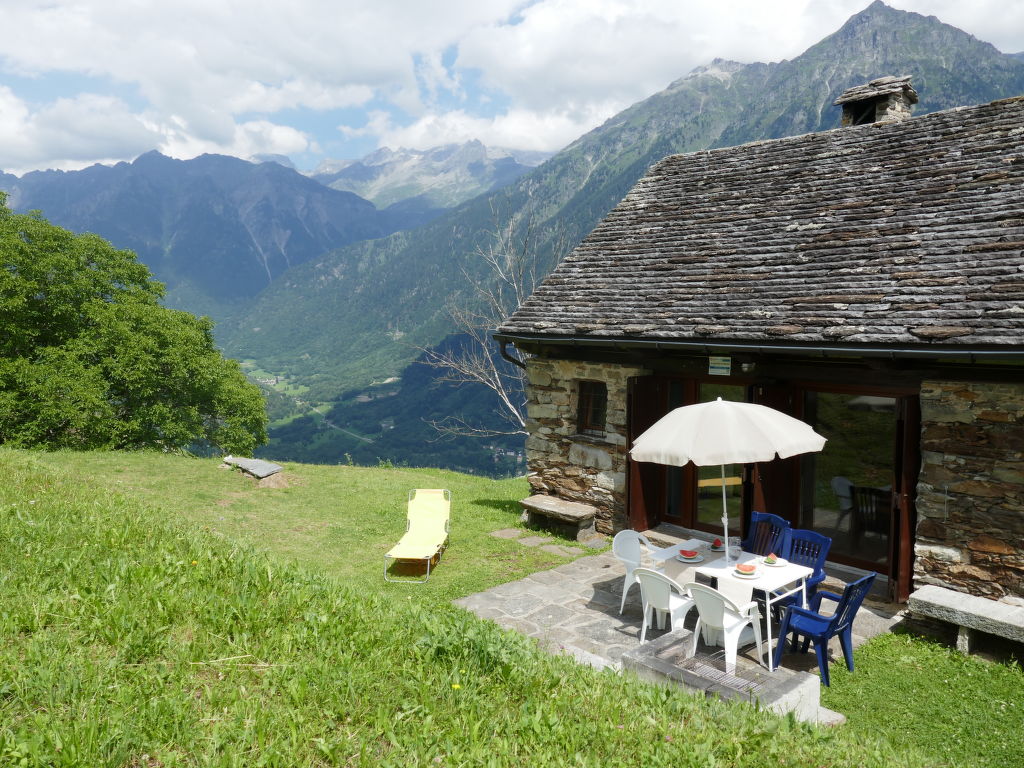 Ferienhaus Rustico Tecc du Martin Ferienhaus  Oberes Tessin