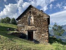 Ferienhaus Rustico Tecc du Martin