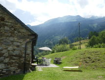 Ferienhaus Rustico Tecc du Martin