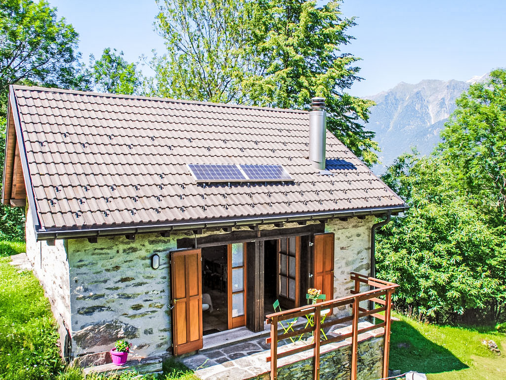 Vakantiehuis Rustico L'Hibou in Zwitserland