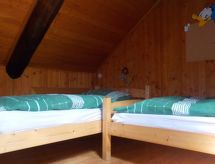 Rustiek bergverblijf in Dangio – Torre met overdekt terras en open haard - thumbnail 4
