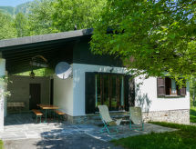 Rustiek chalet met omheinde tuin en bergzicht nabij Olivone - thumbnail 6