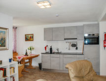 Ferienwohnung Poolside