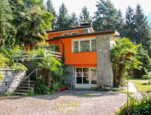 Ferienwohnung Poolside