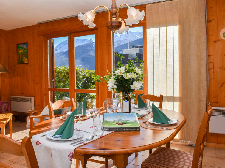 Search and Stay destination Airolo, TI - Switzerland from AU$ 375. Rüthanet