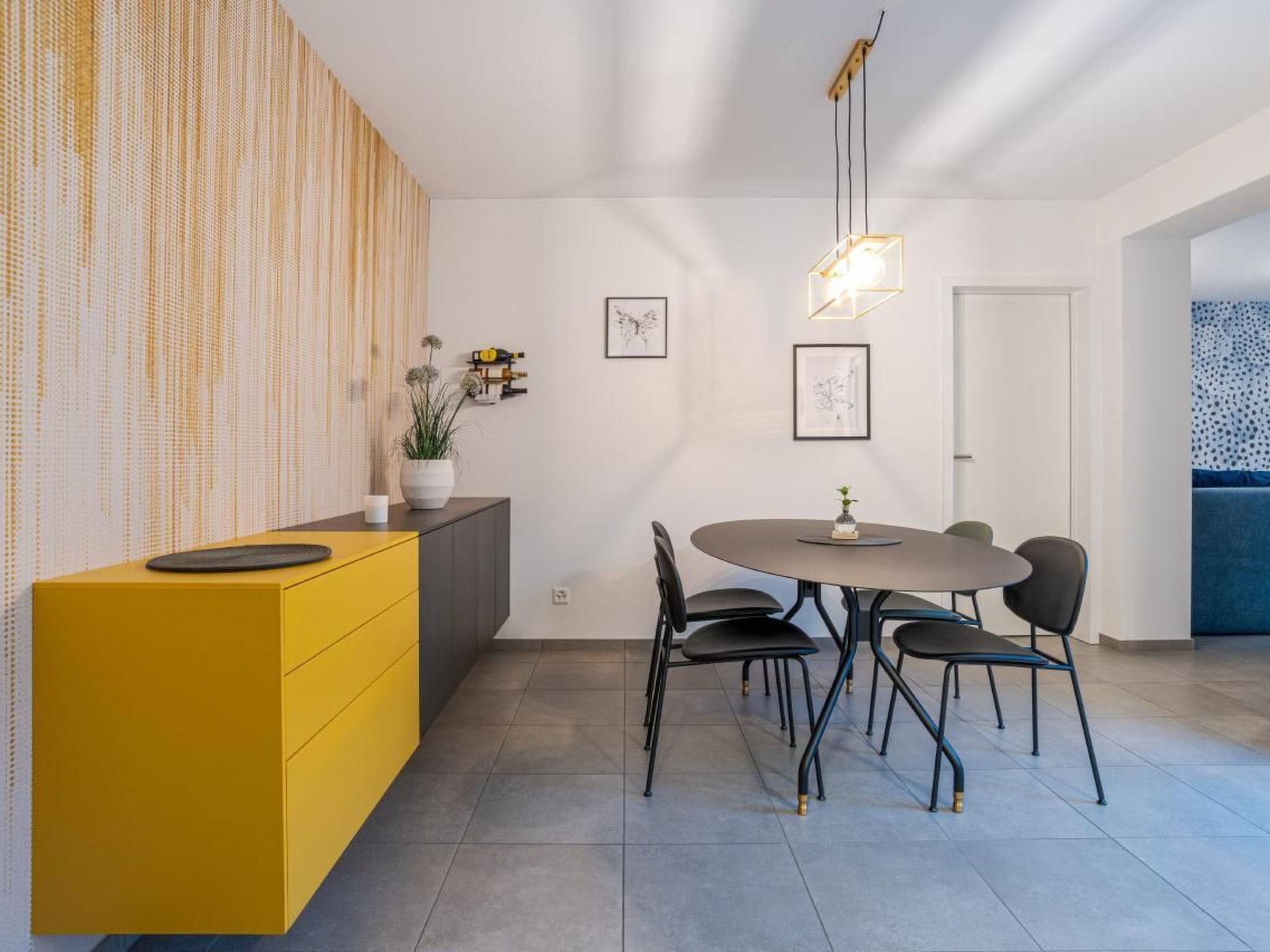 Mit Bergblick-Dedans