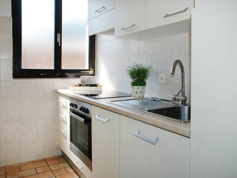 Search and Stay destination Brusino Arsizio, TI - Switzerland from AU$ 309. Casa Fiorita