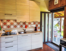Ca'Sotselva: Vrijstaande woning met privézwembad in Ticino, 6 km van Lago di Lugano - thumbnail 4