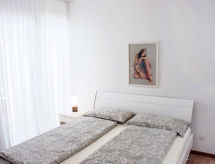 Luxe appartement met panoramisch uitzicht op het meer van Lugano - thumbnail 5