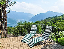 Zonnig vakantiehuis al Ronchetto nabij Lugano met uitzicht op wijngaarden - thumbnail 2