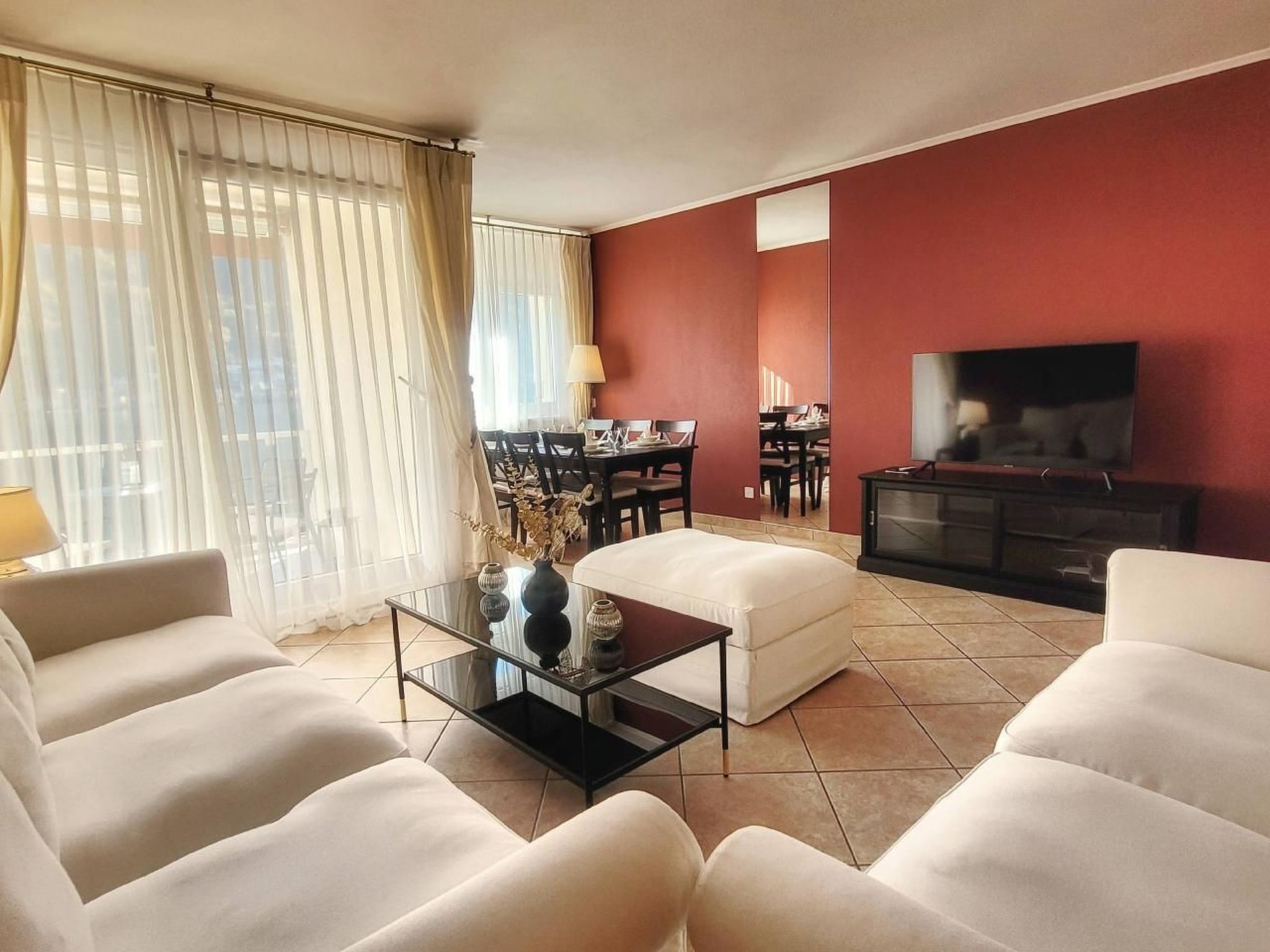 mit Jacuzzi und Sauna