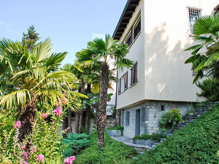 Vakantiehuis met meerzicht en privézwembad in Aldesago in Aldesago