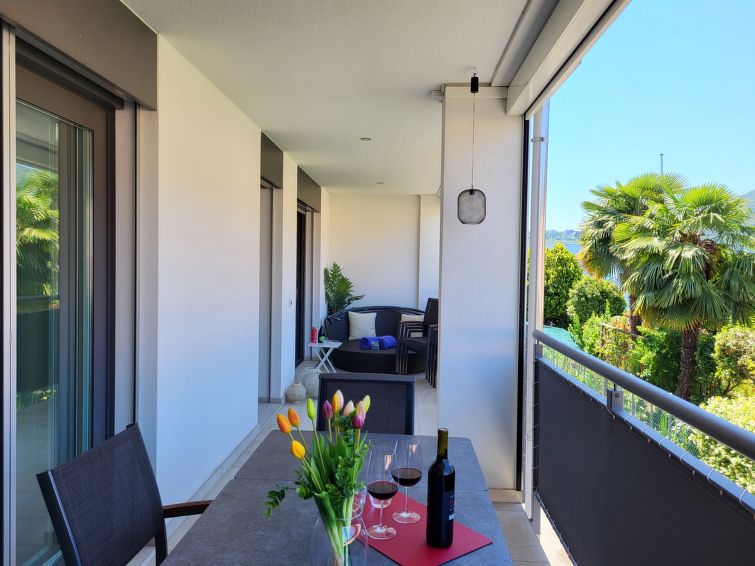 Search and Stay destination Caslano, TI - Switzerland from AU$ 361. App. Julia