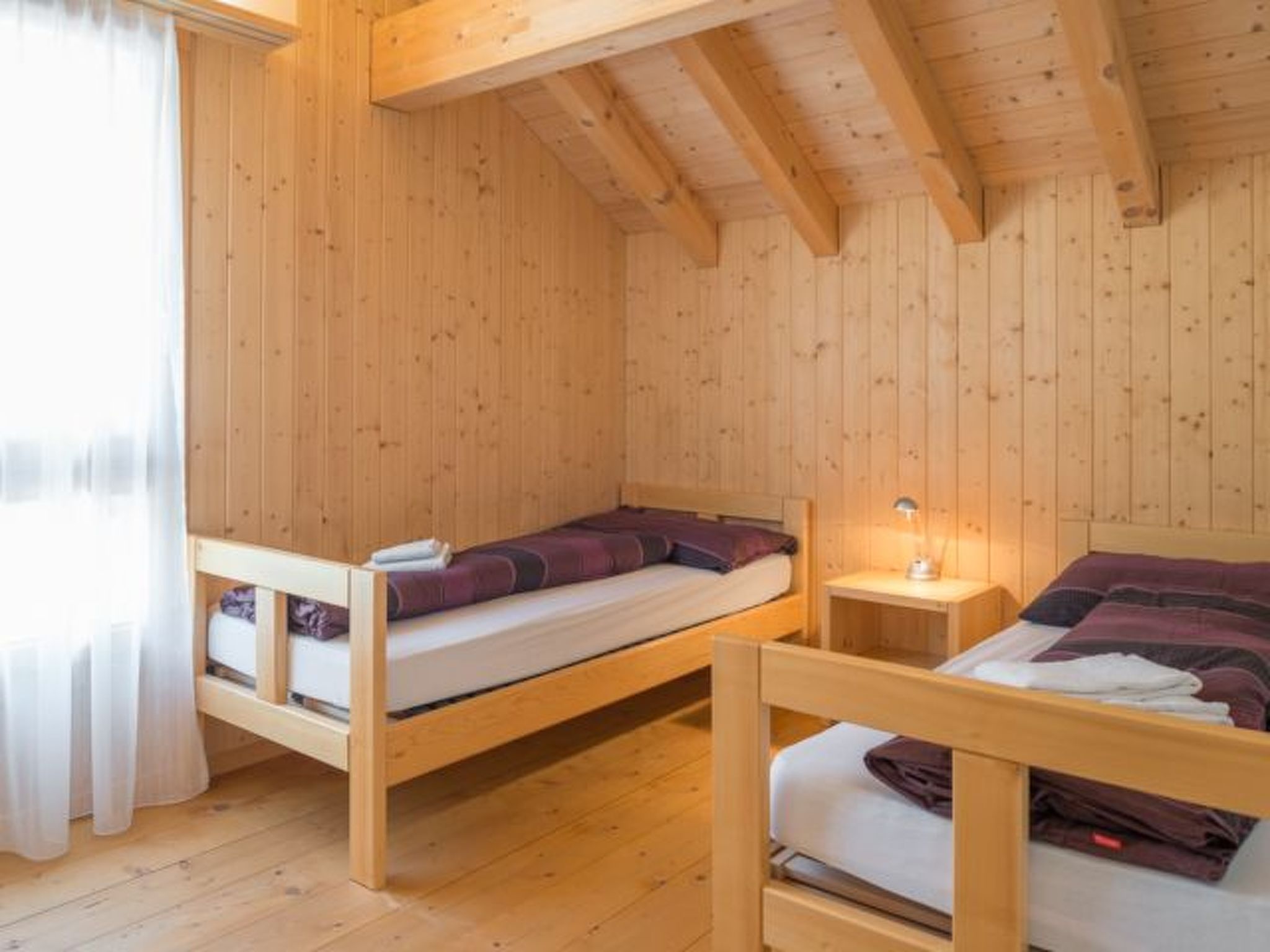 Appartement Caflisch Jacob und Erika, (Trin Mulin), 500 – Chambre, photo 6 sur 15