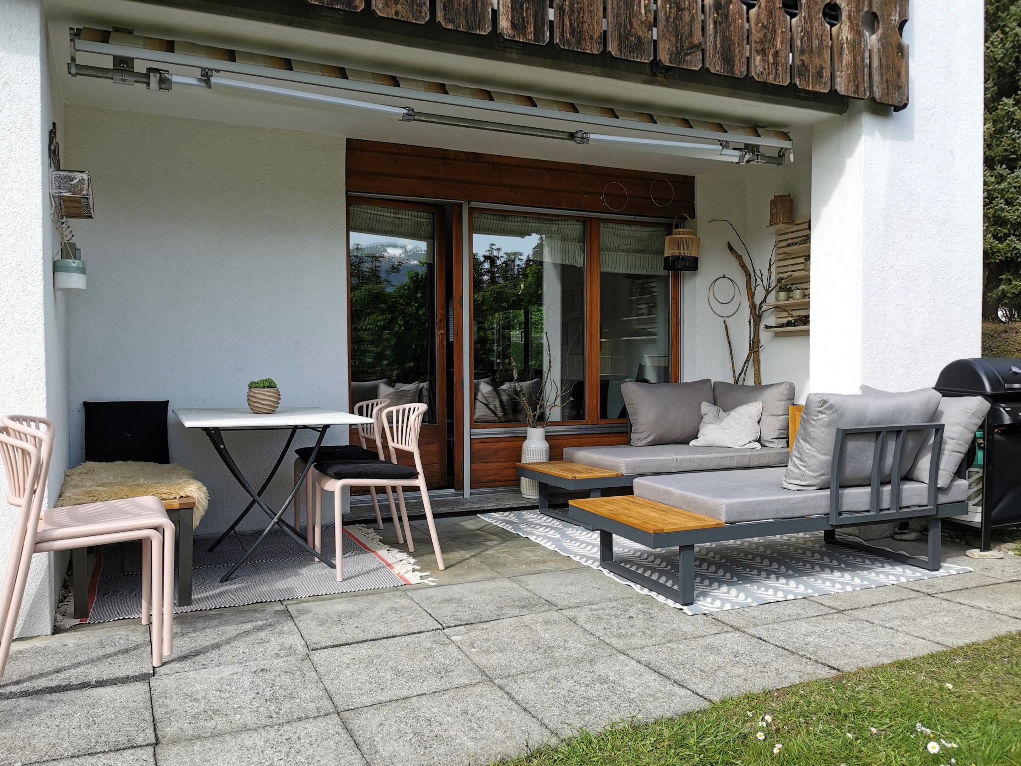 Abitaziun Patgific - Ferienwohnung im Casa Hirundella, (Trin Mulin),