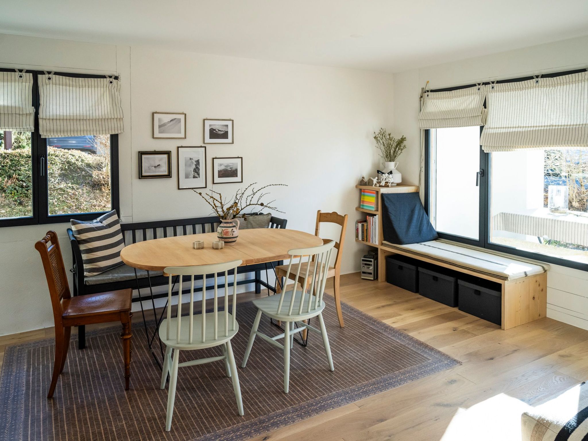 Appartement Abitaziun Patgific - Ferienwohnung im Casa Hirundella, (Trin Mulin), – Cuisine et coin repas, photo 12 sur 13