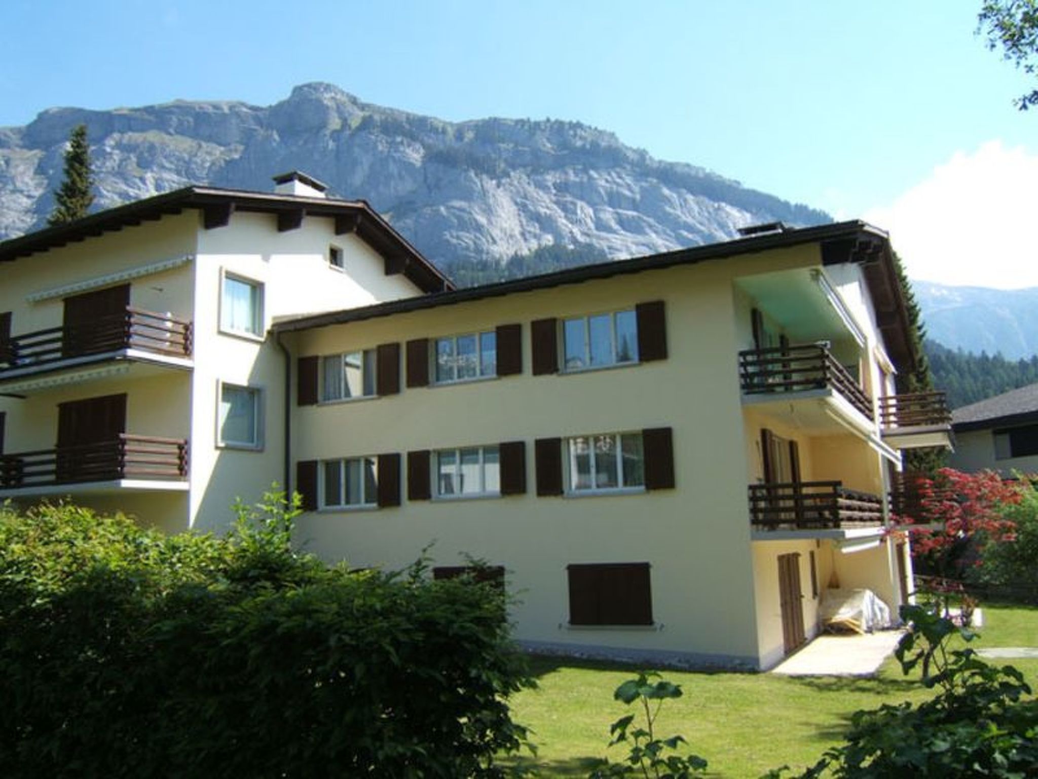 Photo of Arcula, (Flims Dorf). Grosszügige 3.5 Zimmerwohnung, 105 m2, ruhig & zentral ge