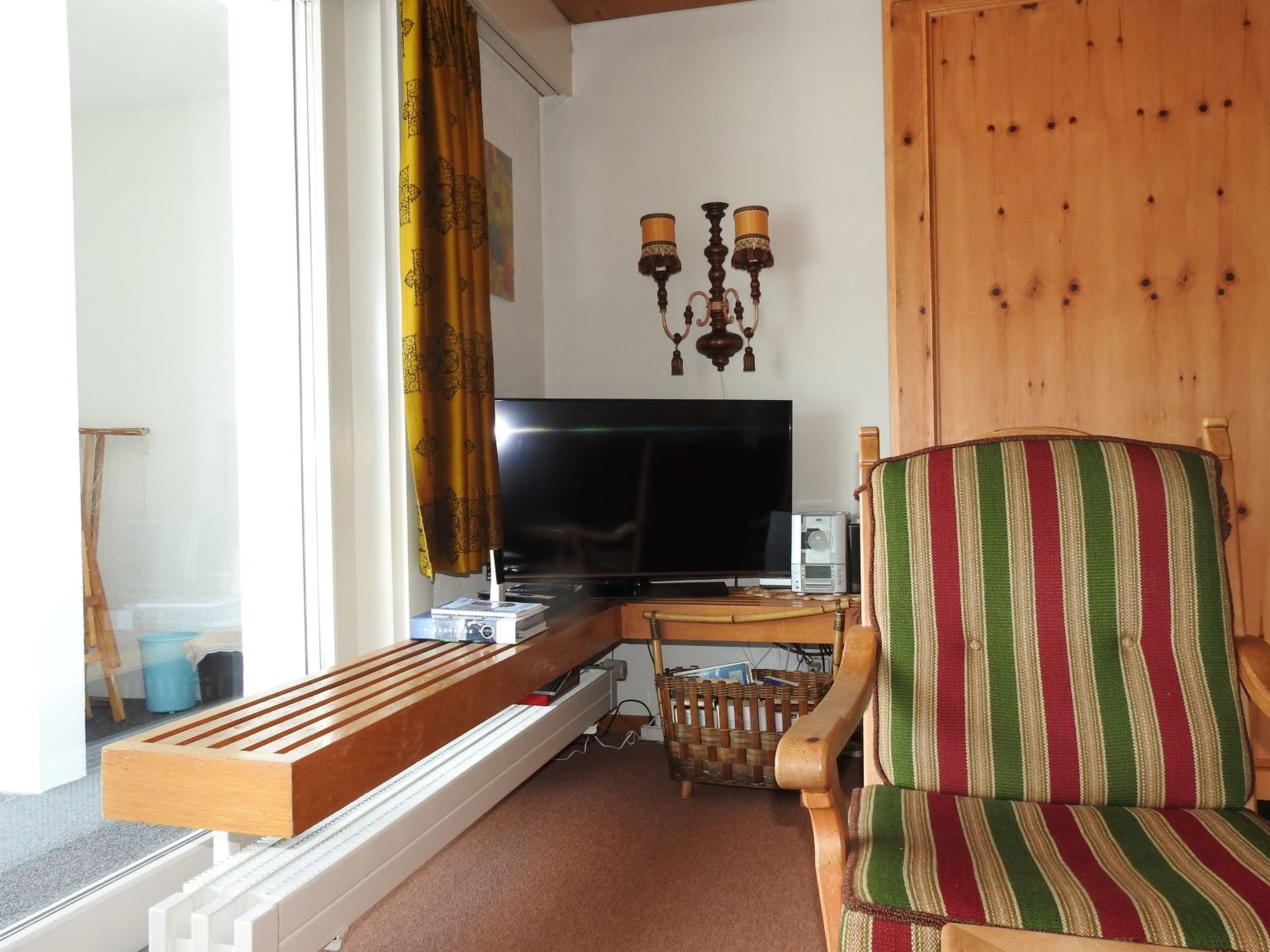 Photo of Ner B / Hartl, (Flims Dorf). 2.5 Zimmerwohnung