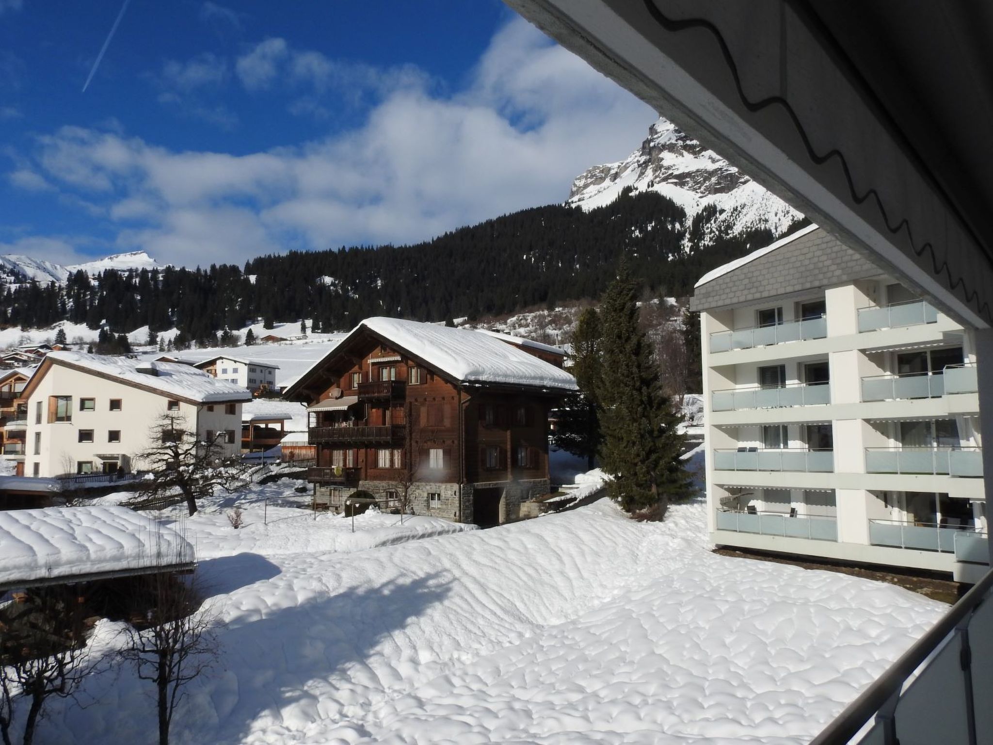 Photo of Ner B / Hartl, (Flims Dorf). 2.5 Zimmerwohnung