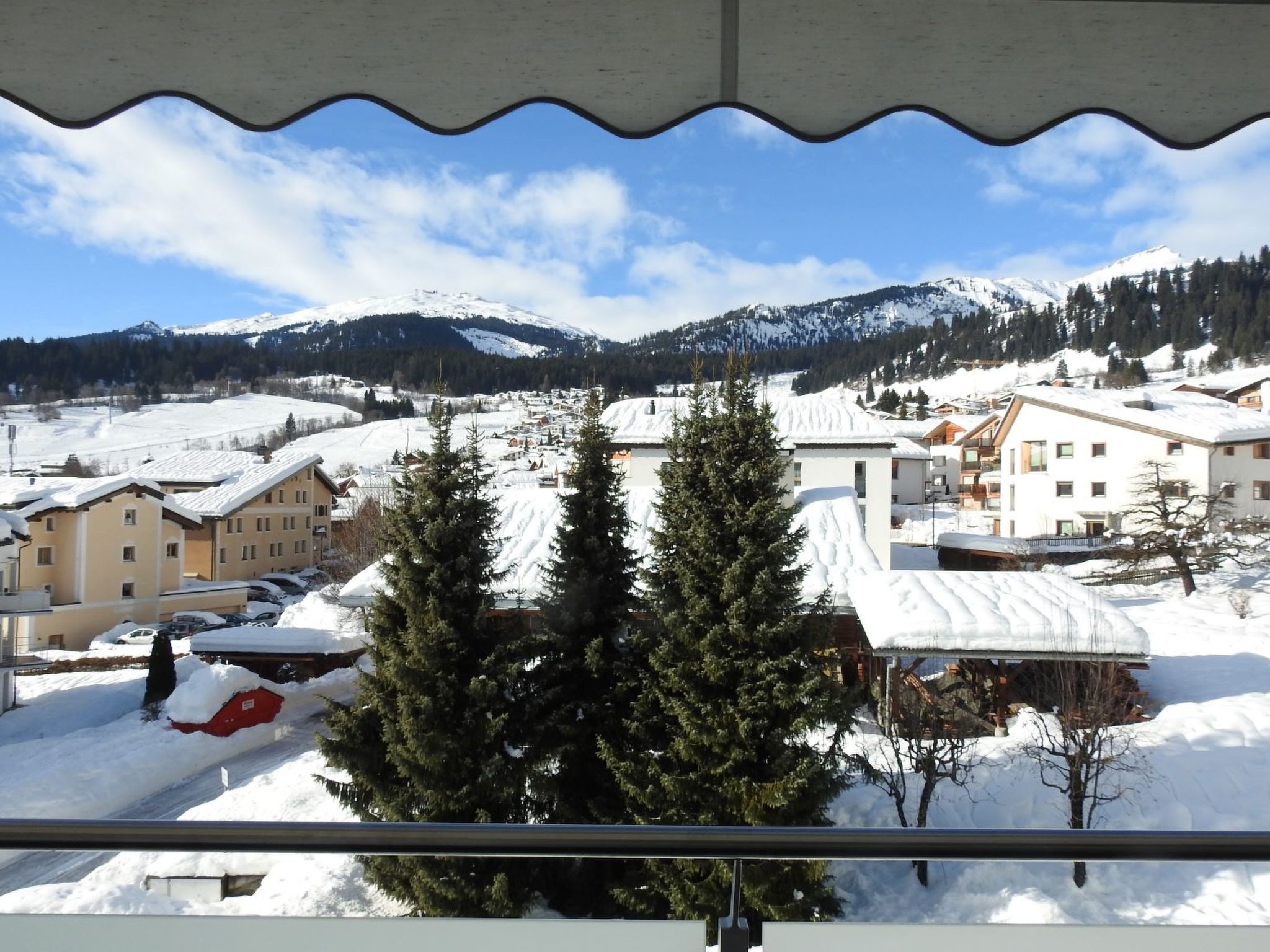 Photo of Ner B / Hartl, (Flims Dorf). 2.5 Zimmerwohnung
