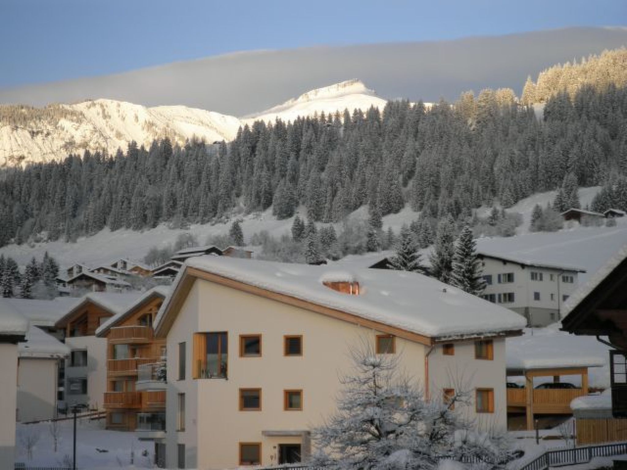 Photo of Ner B / Hartl, (Flims Dorf). 2.5 Zimmerwohnung
