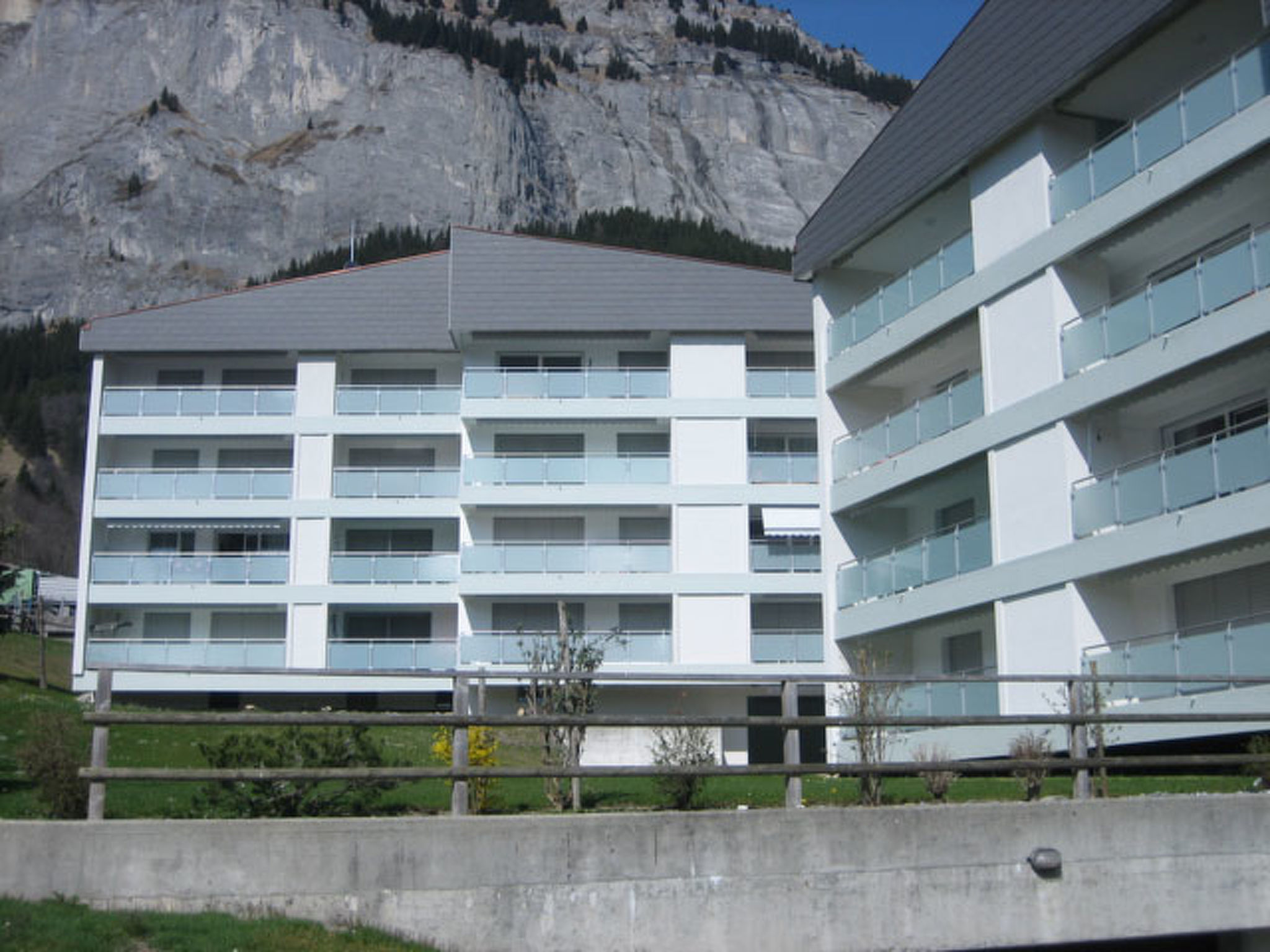 Photo of Ner B / Hartl, (Flims Dorf). 2.5 Zimmerwohnung