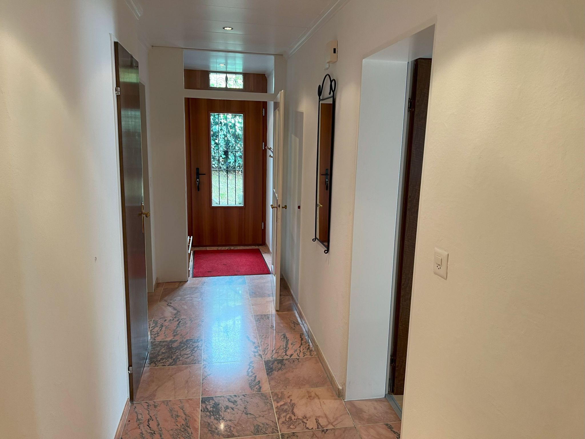 Photo of Residenza Cristallo, (Flims Dorf). 3.5 Zimmer Partérre Wohnung (97m2) mit Garte
