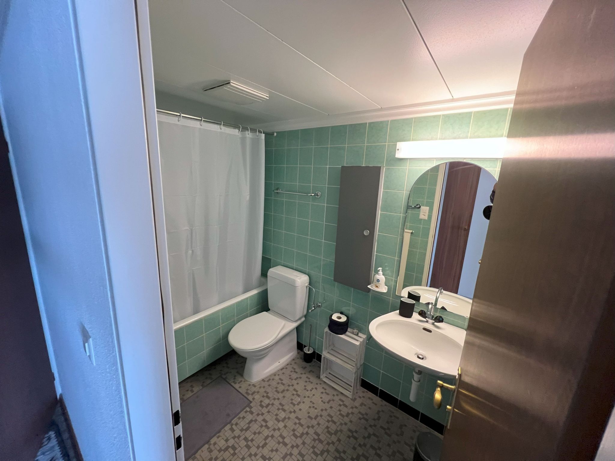 Photo of Residenza Cristallo, (Flims Dorf). 3.5 Zimmer Partérre Wohnung (97m2) mit Garte