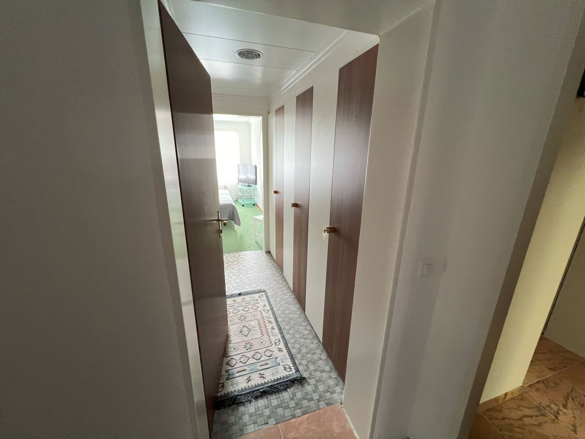 Photo of Residenza Cristallo, (Flims Dorf). 3.5 Zimmer Partérre Wohnung (97m2) mit Garte