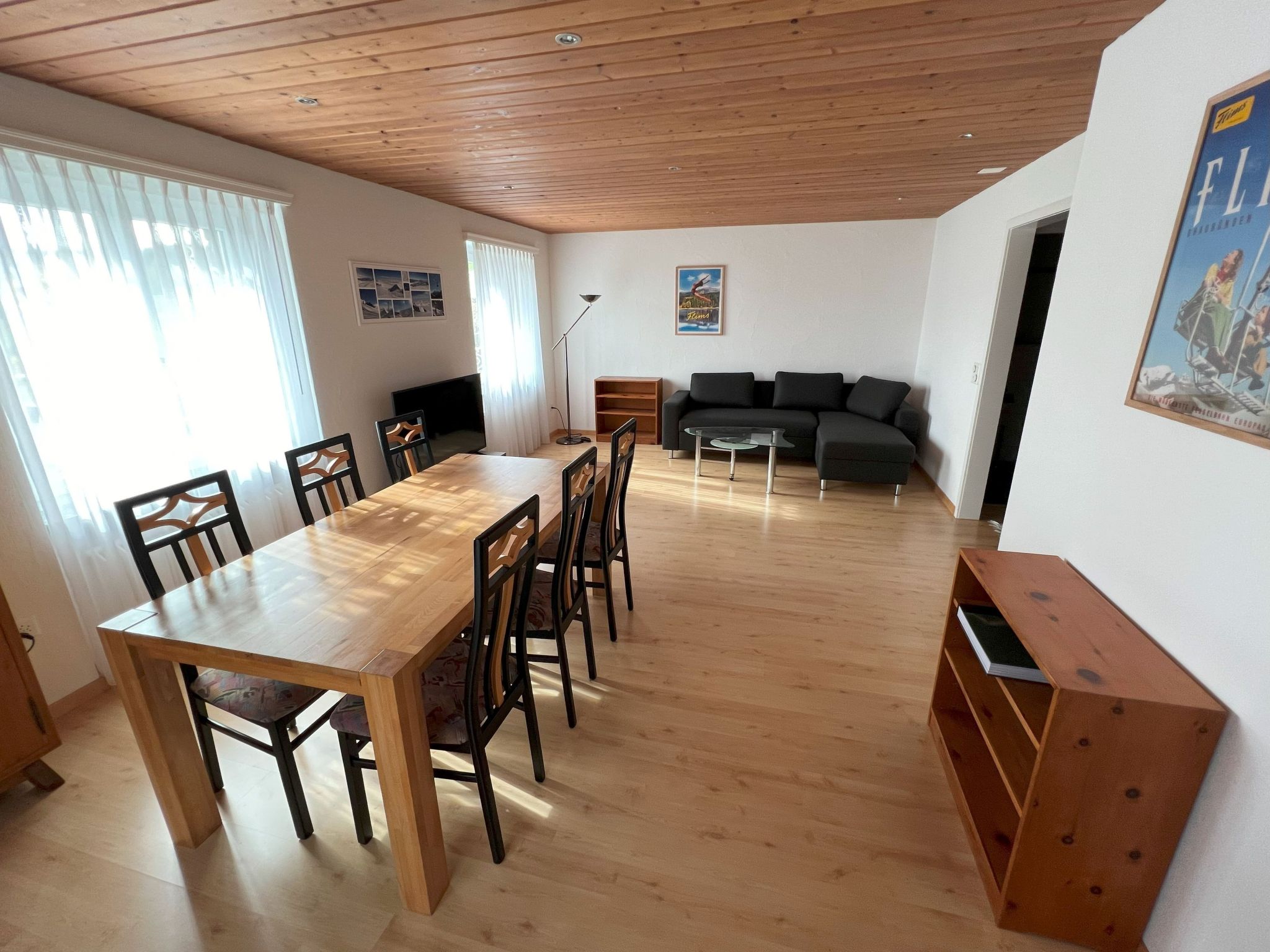 Photo of Residenza Cristallo, (Flims Dorf). 3.5 Zimmer Partérre Wohnung (97m2) mit Garte
