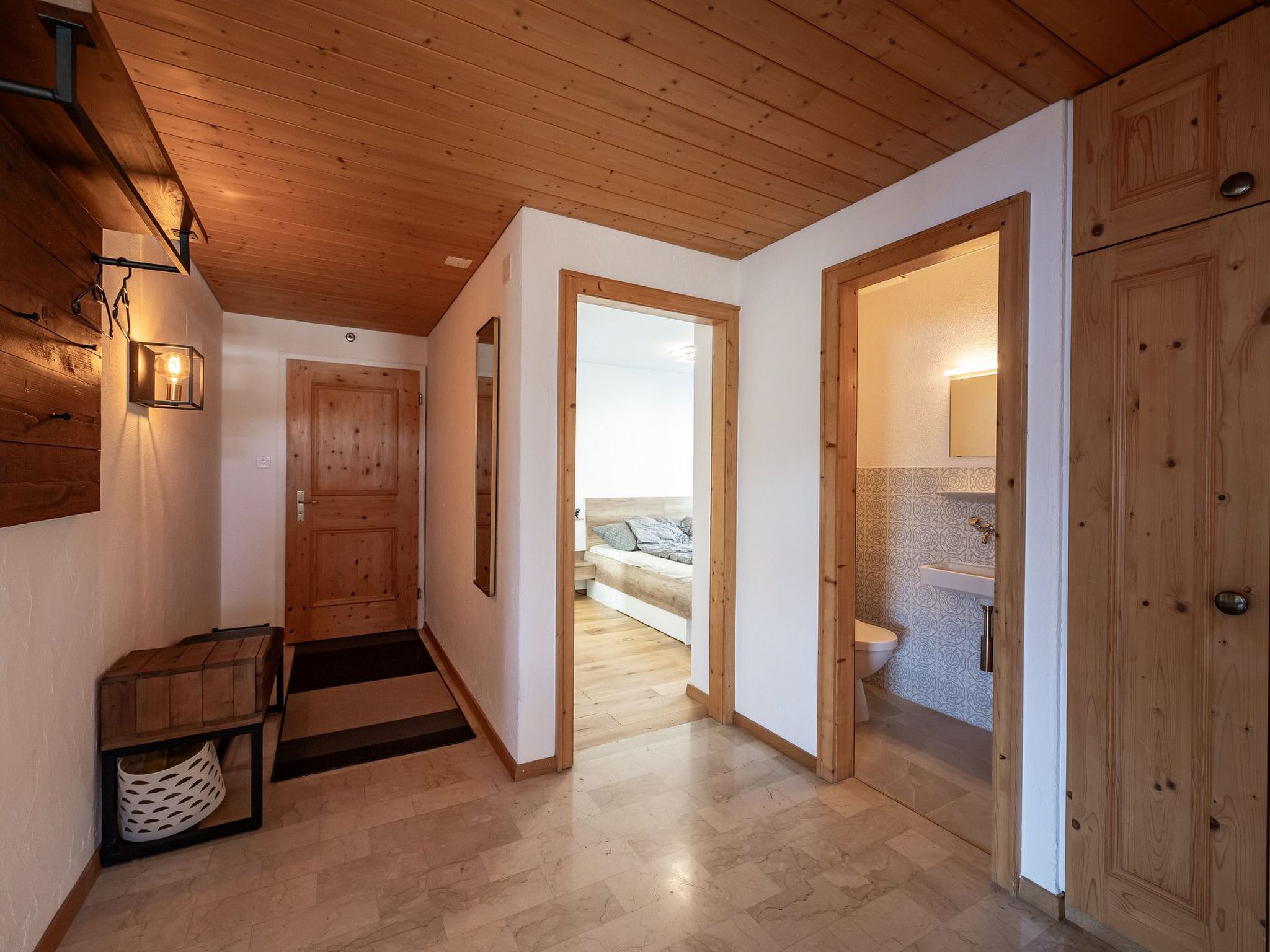 La Quadra 2, (Flims Dorf), - Draußen