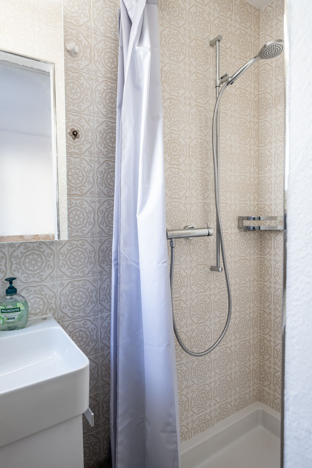 Photo of CH7017.670.1