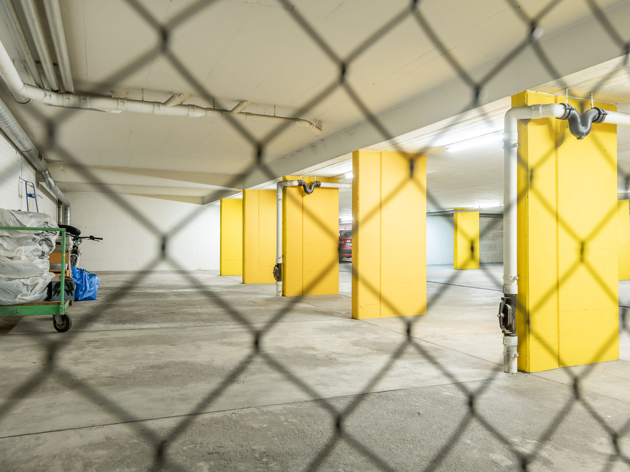 Photo of Putzprinz Gujan Ferienwohnung, Haus Surmir B / 16, (Flims Waldhaus). 2.5-Zimmer