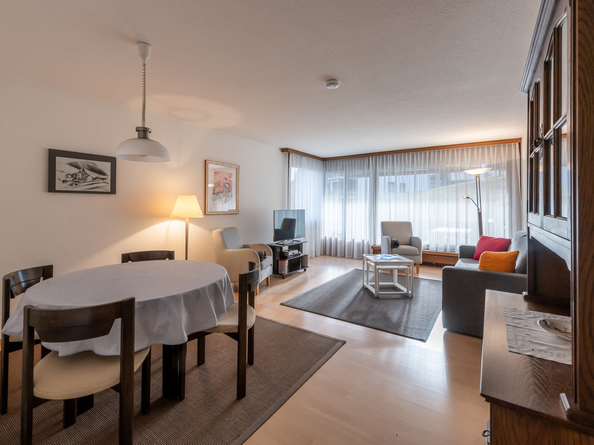 Photo of Putzprinz Gujan Ferienwohnung, Haus Surmir B / 16, (Flims Waldhaus). 2.5-Zimmer