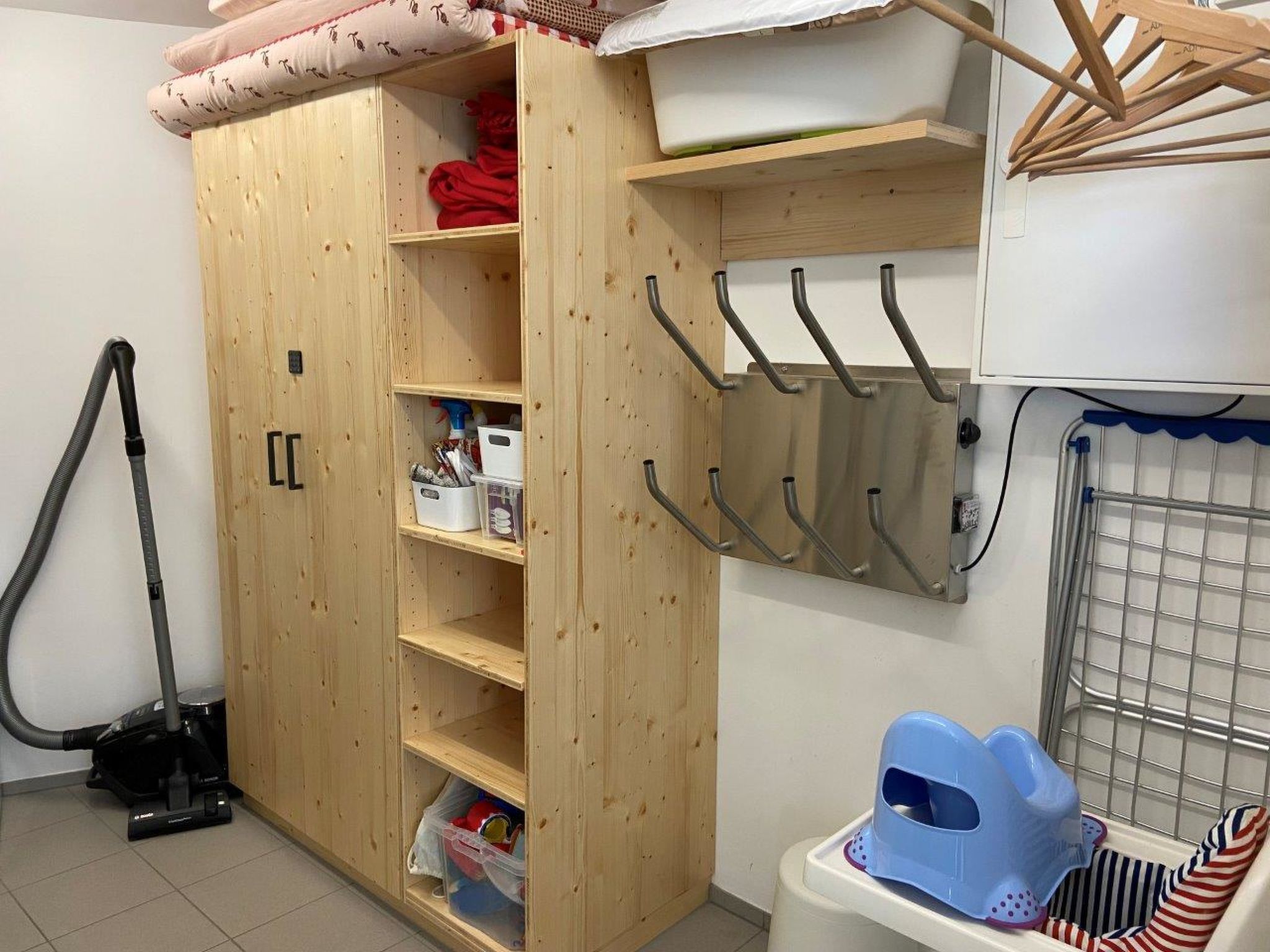 Photo of Casa Admisa, (Flims Dorf). 3.5 Ferienwohnung, 2 Duschen, 2 WC, 85 m2, für max.