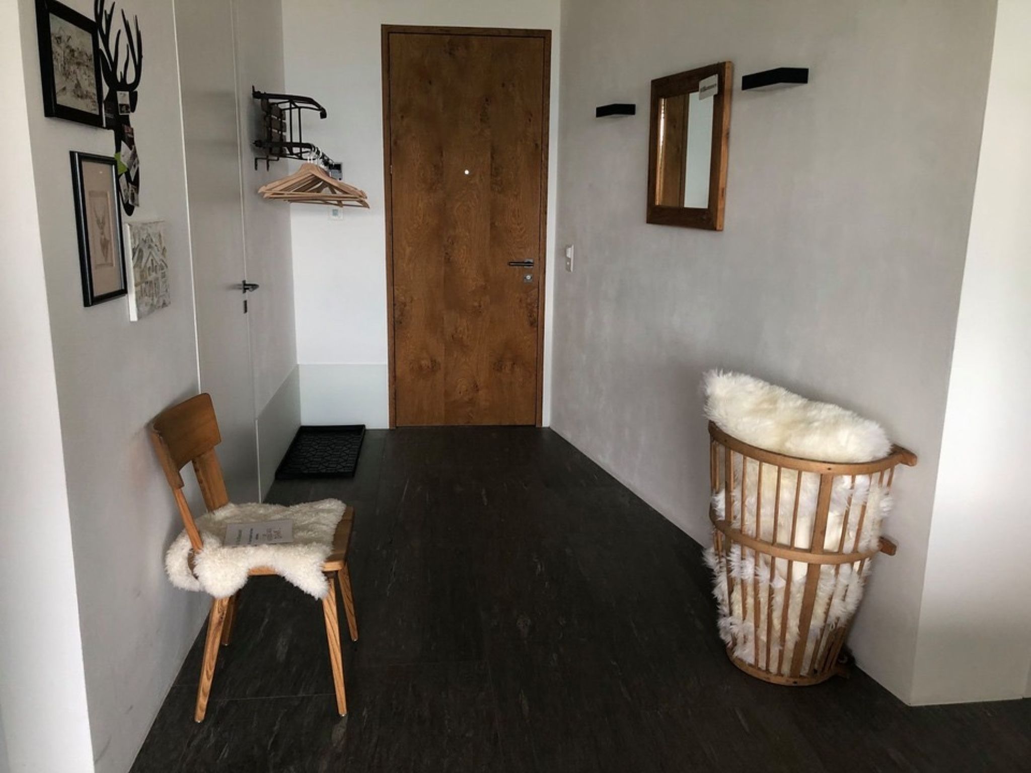 Photo of Casa Admisa, (Flims Dorf). 3.5 Ferienwohnung, 2 Duschen, 2 WC, 85 m2, für max.