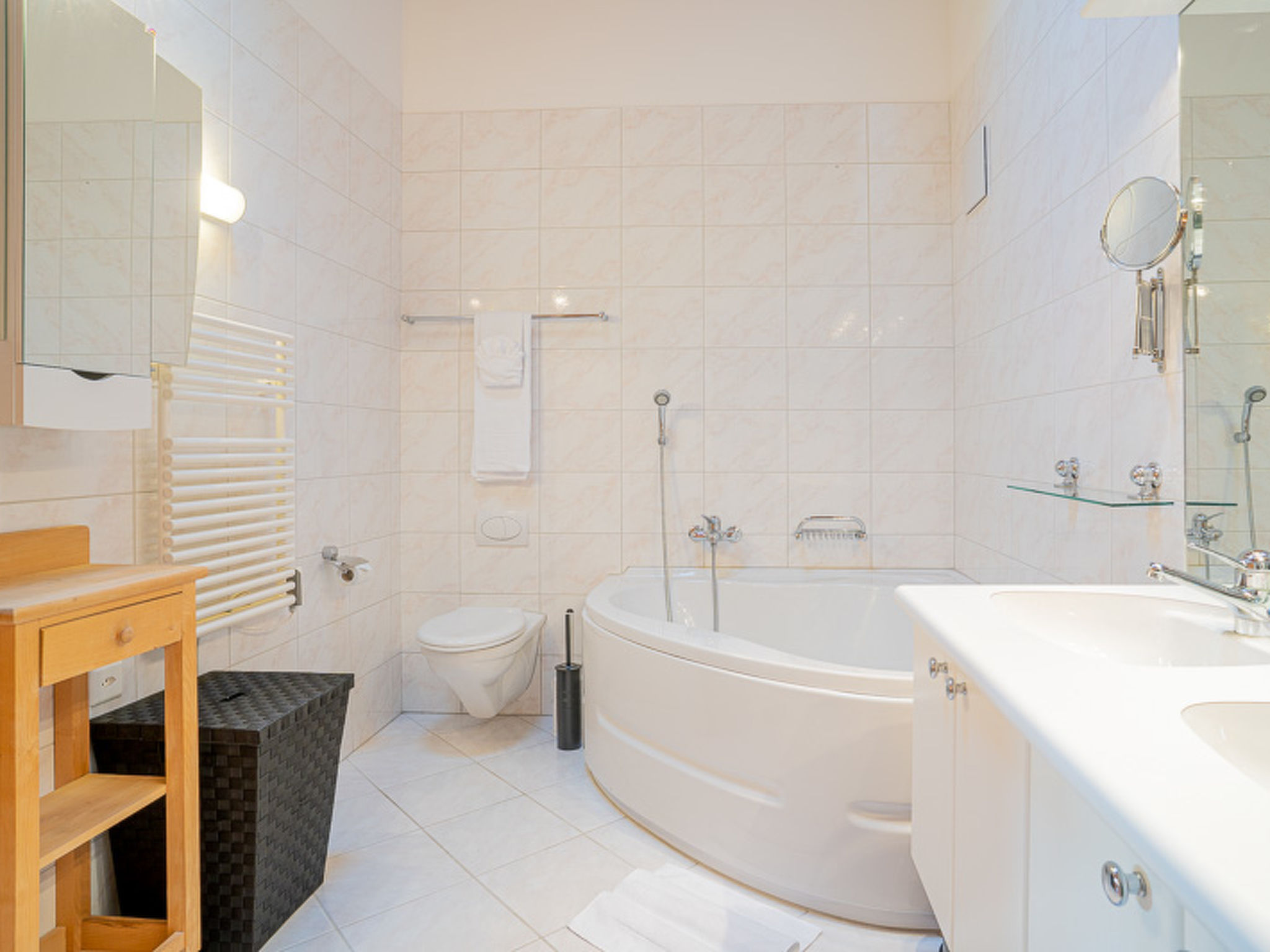 Photo of Mira Flem, (Flims Dorf). 5.5 Zimmerwohnung