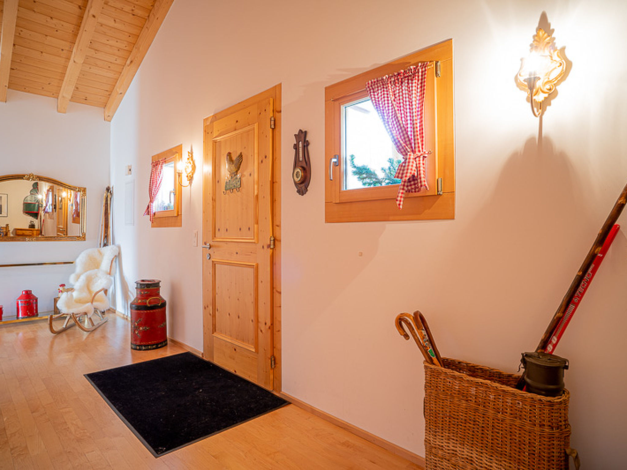 Photo of Mira Flem, (Flims Dorf). 5.5 Zimmerwohnung