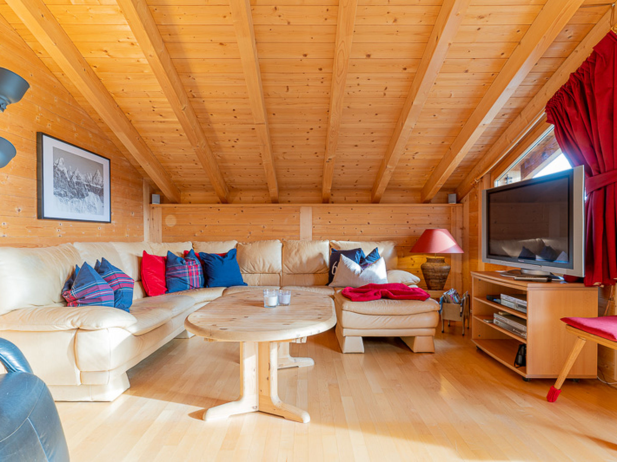 Photo of Mira Flem, (Flims Dorf). 5.5 Zimmerwohnung