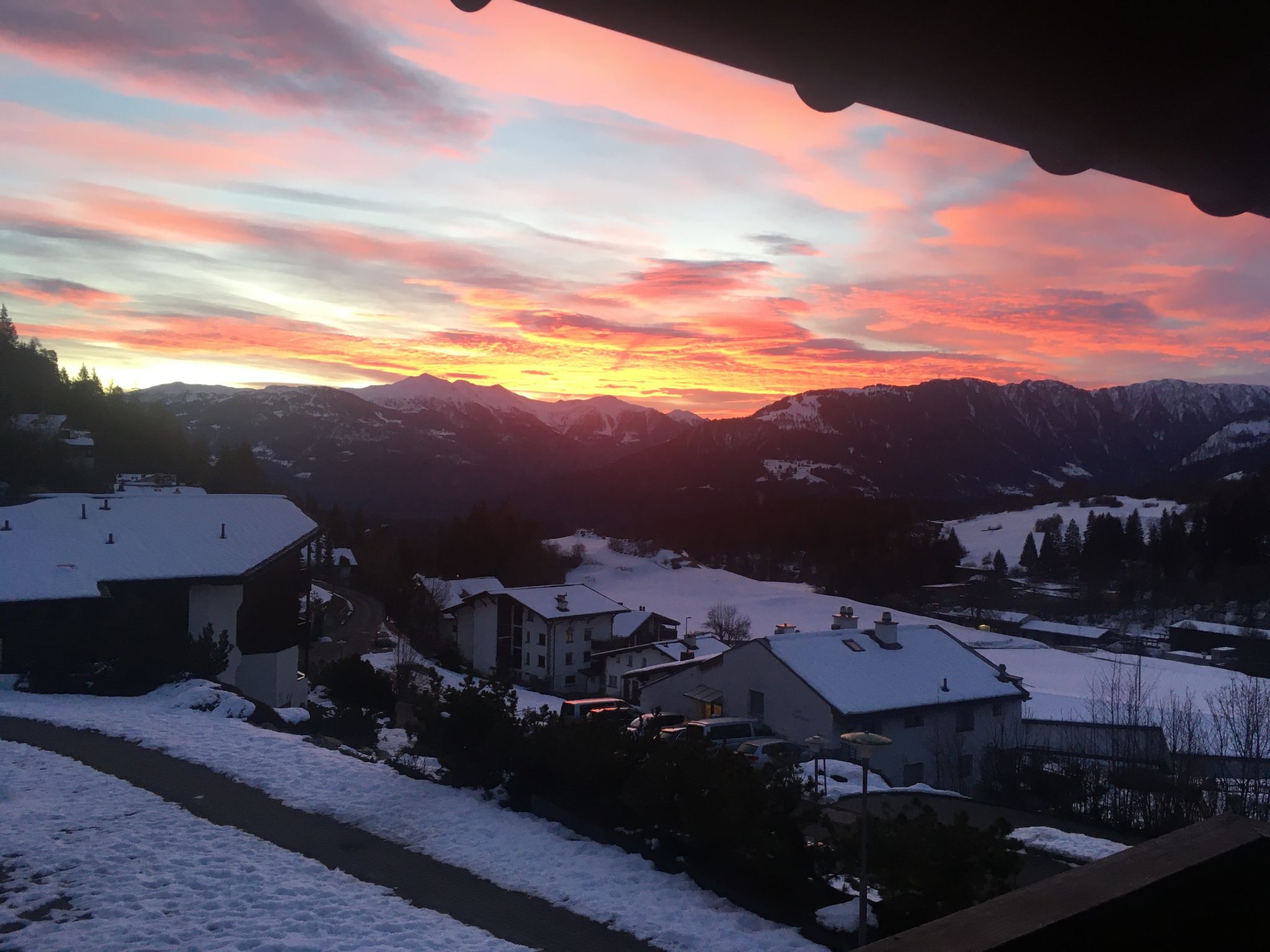 Photo of Apartment Tavaun - Crap Grisch, (Flims Dorf). 1.5 Zimmer Wohnung