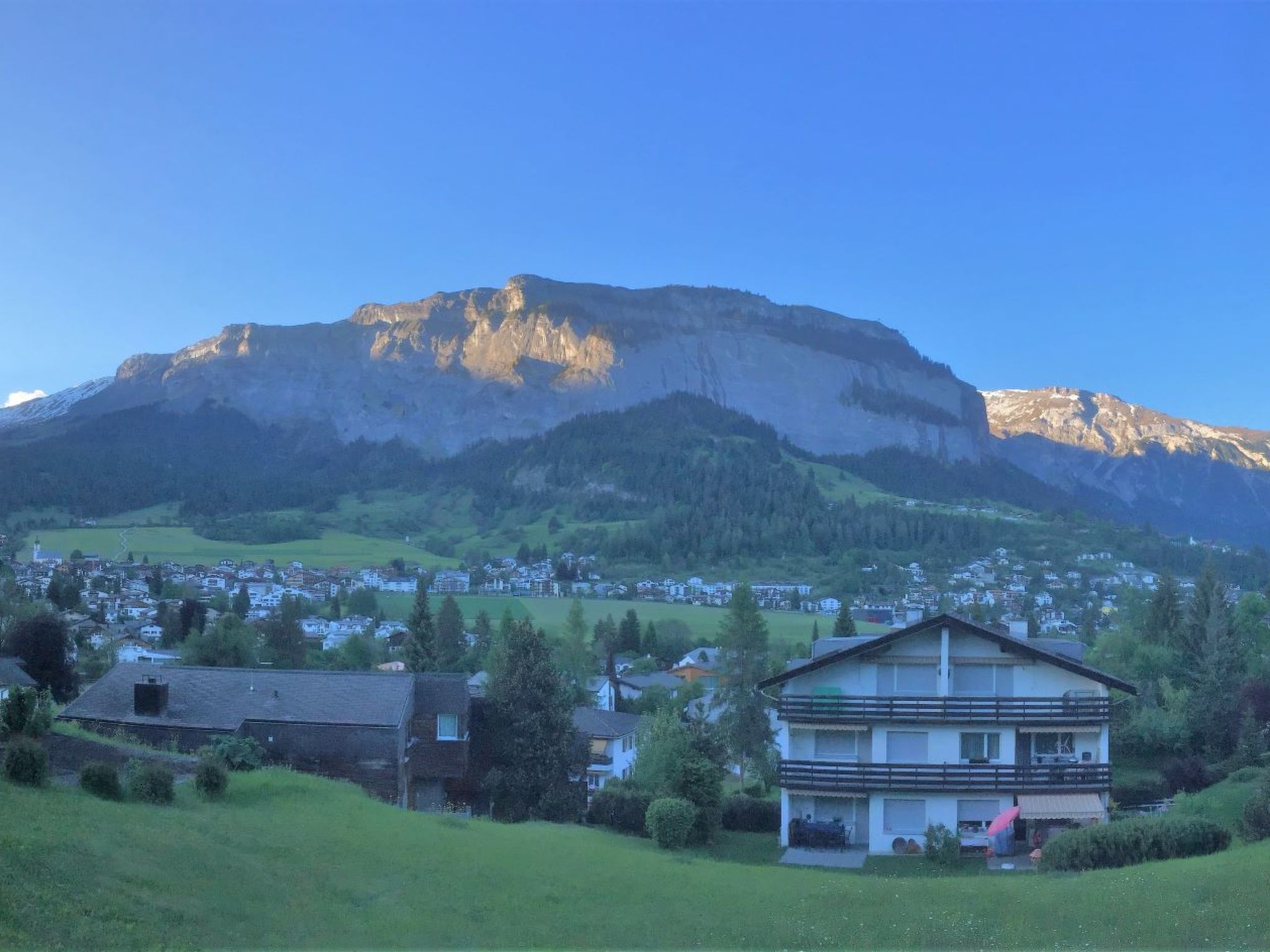 Photo of Haus Beta / Meier, (Flims Waldhaus). 3.5 Zimmerwohnung - 48