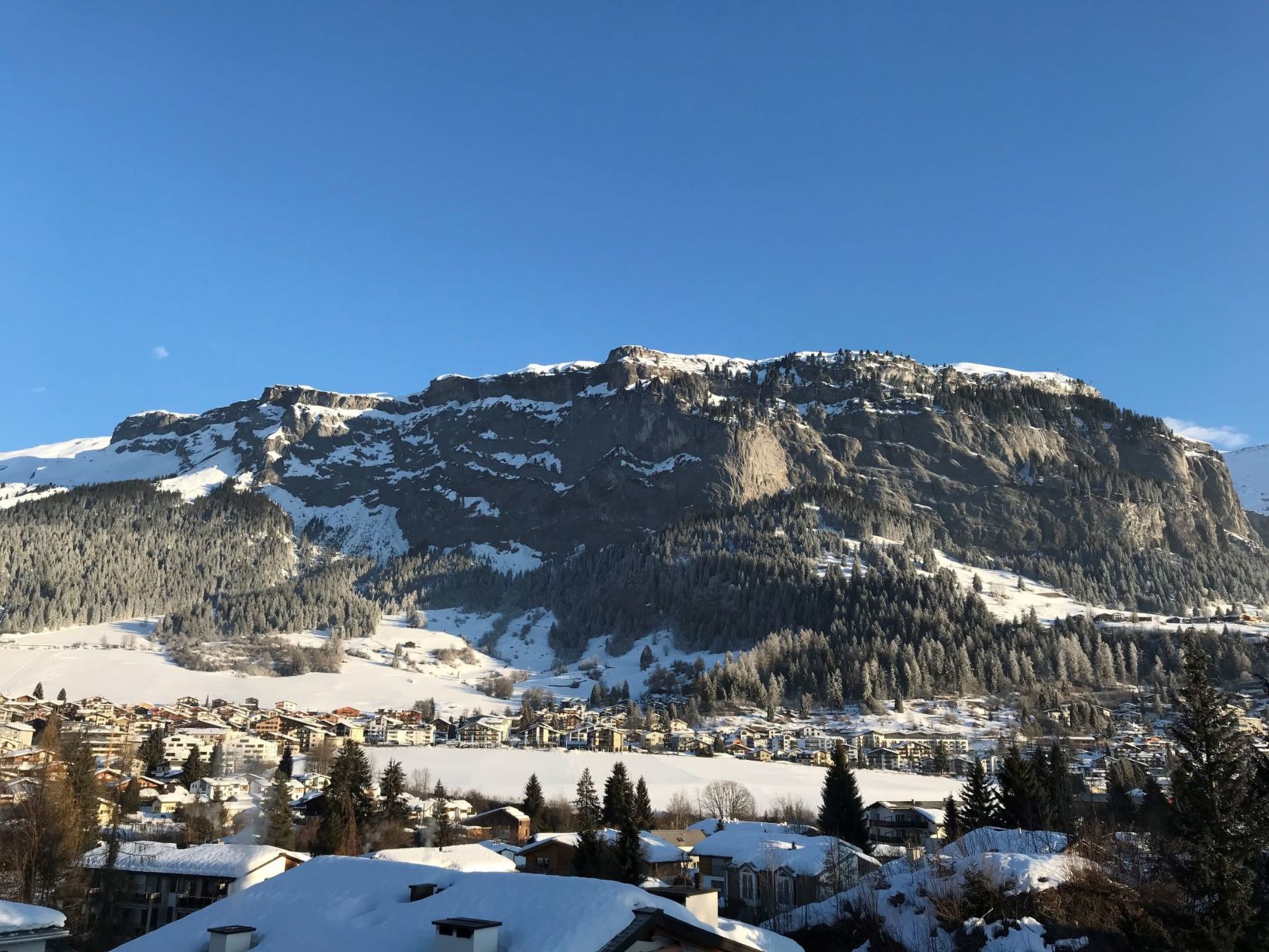 Photo of Haus Beta / Meier, (Flims Waldhaus). 3.5 Zimmerwohnung - 48