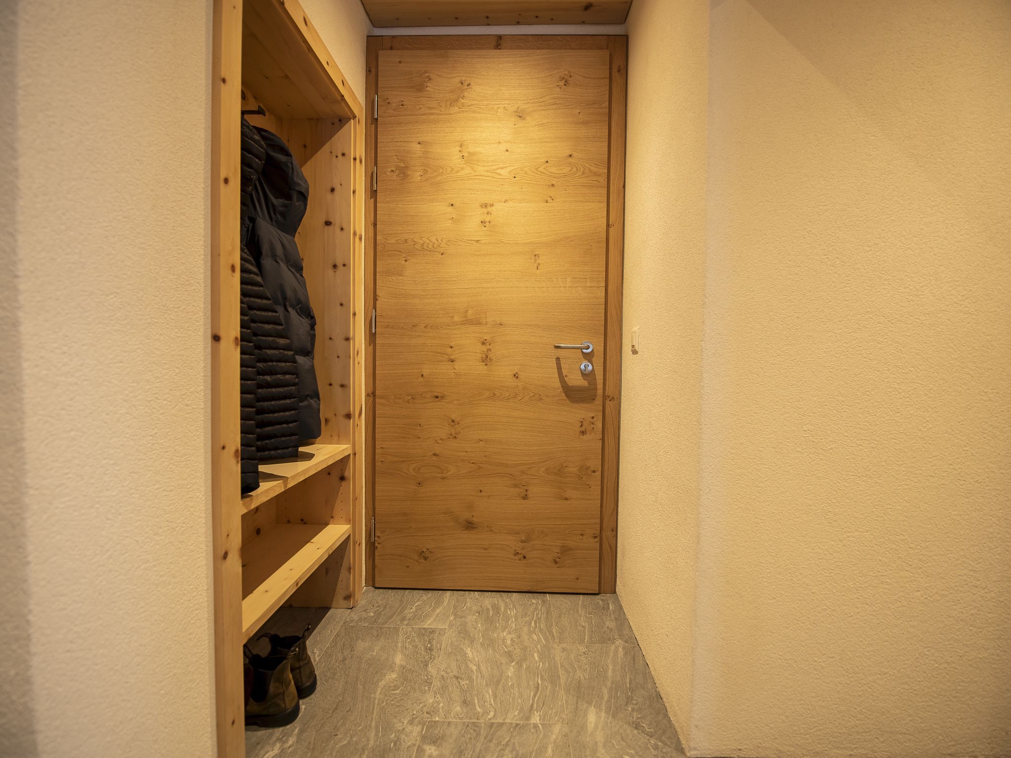 Photo of Flem Mountain Lodge, (Flims Waldhaus). Moderne neue 4.5 Ferienwohnung
