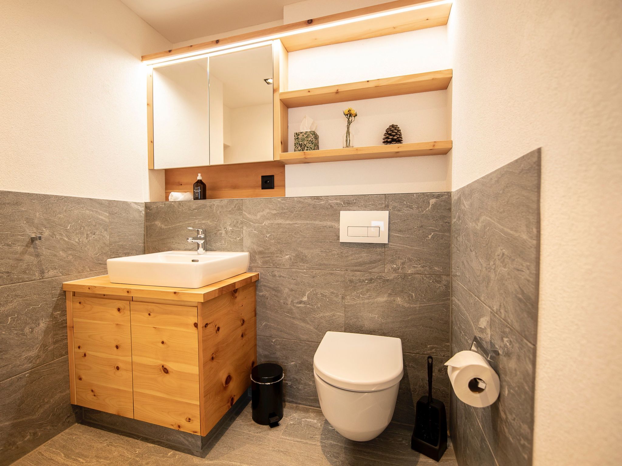 Photo of Flem Mountain Lodge, (Flims Waldhaus),