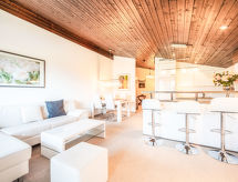 Zonnig 4-persoons appartement met uitzicht op de bergen bij Flims - thumbnail 1