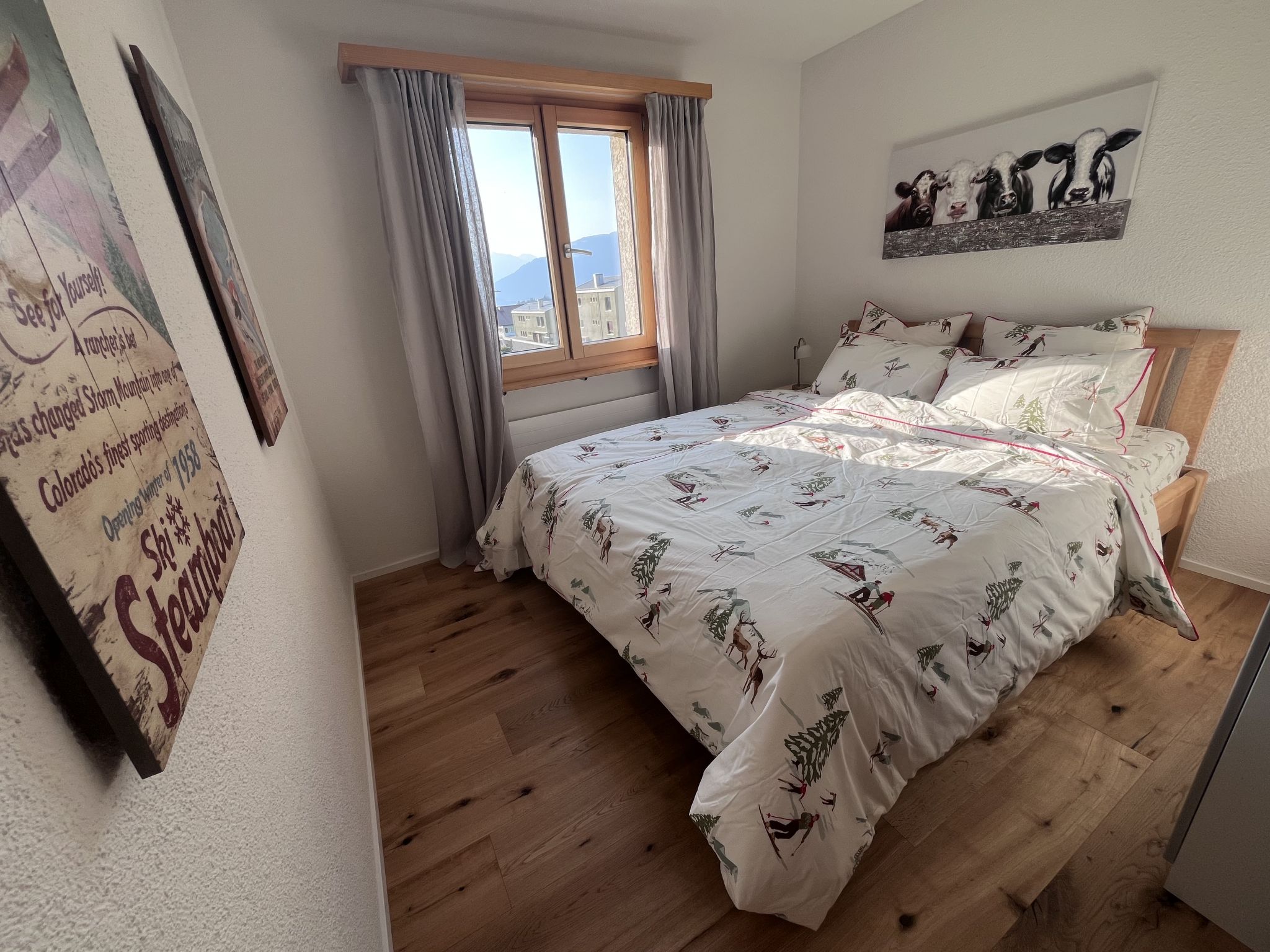Mandola, (Flims Dorf), - Inside