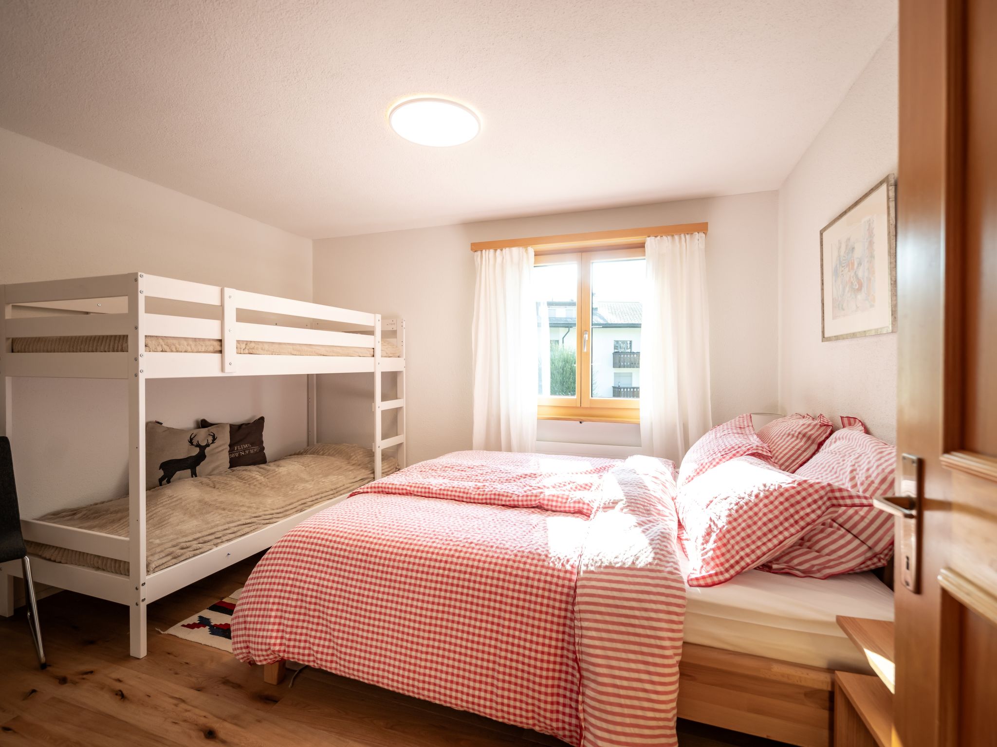 Photo of Mandola, (Flims Dorf),