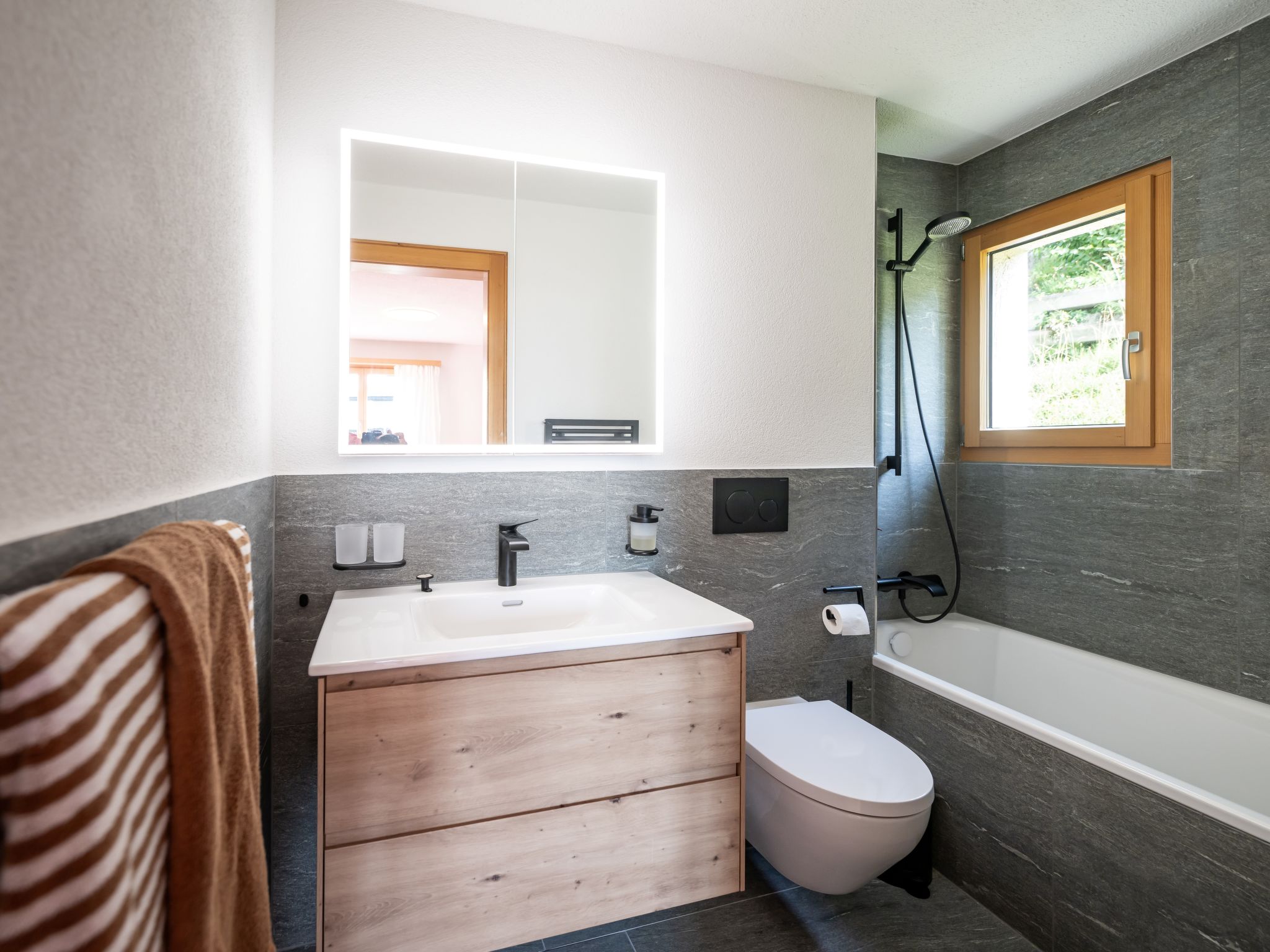 Photo of Mandola, (Flims Dorf),