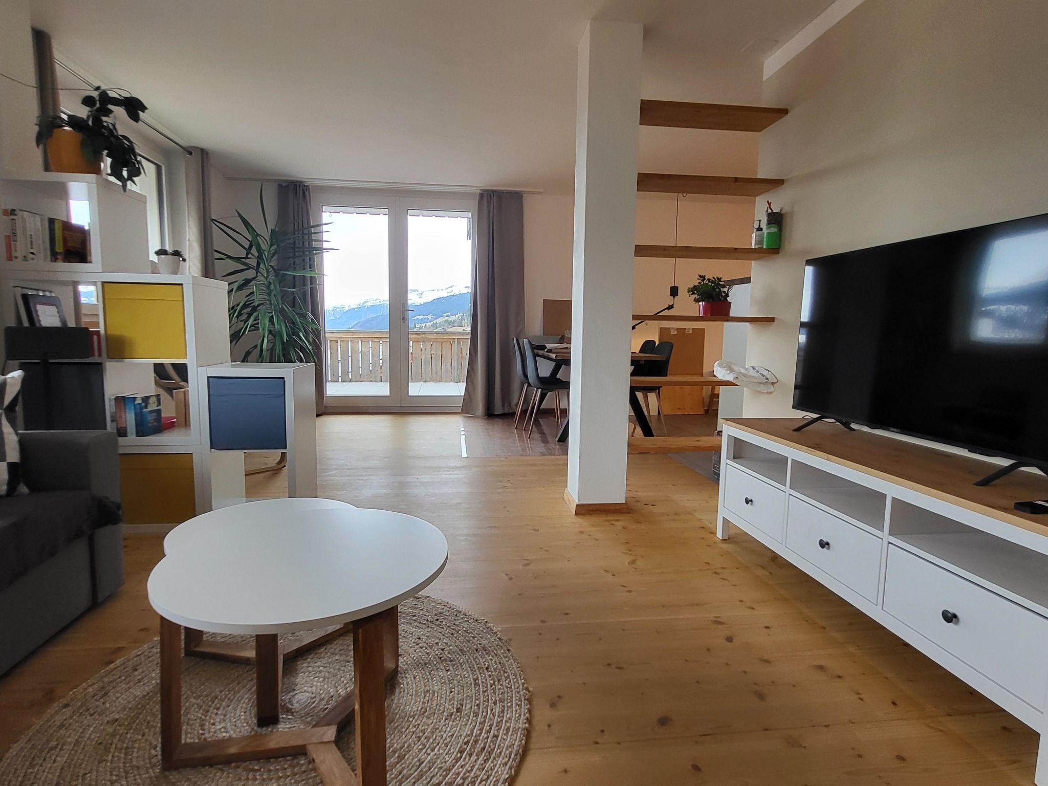 SWISS Chalet Bergoasa Appartement/Fewo, Dusche und Bad, WC, 4-Bettwohnung - Dedans
