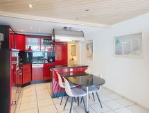 Knus 4-persoons appartement in Laax, vlakbij meer en piste - thumbnail 3